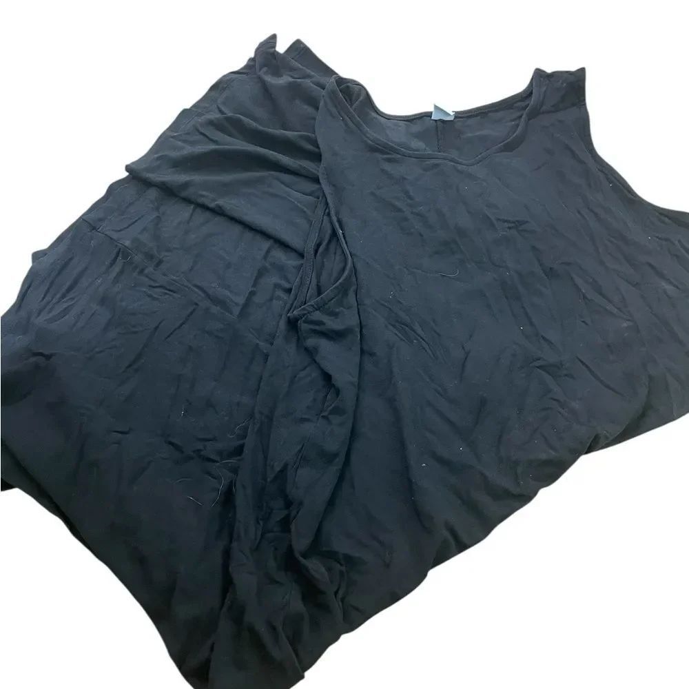 Old navy ladies sixe large  Sleeveless knit dress never worn